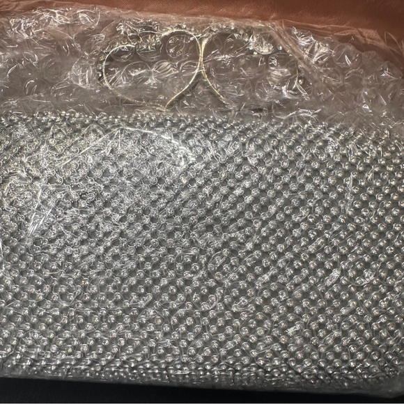 Silver Rhinestone Evening Clutch Crystal Heart Handle Formal Bag New - Picture 6 of 10
